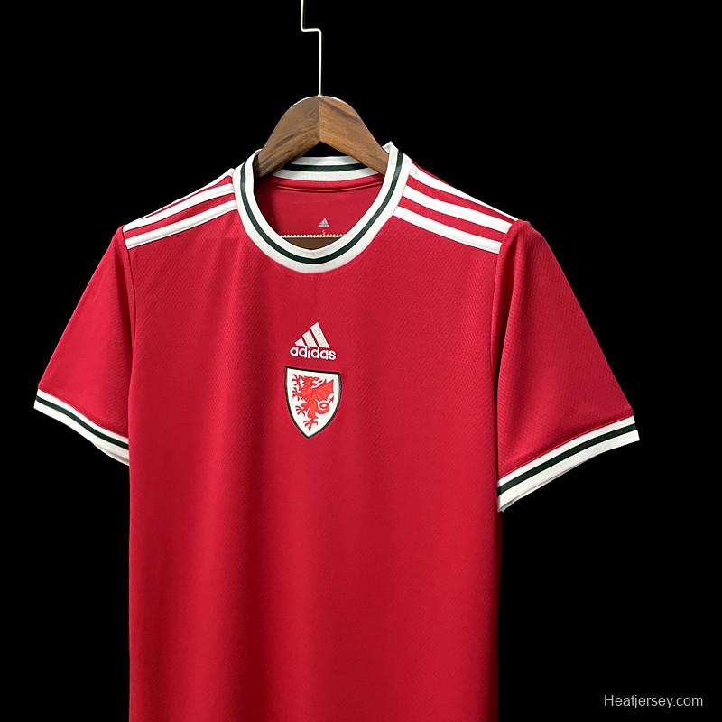 22/23 Wales Home Soccer Jersey