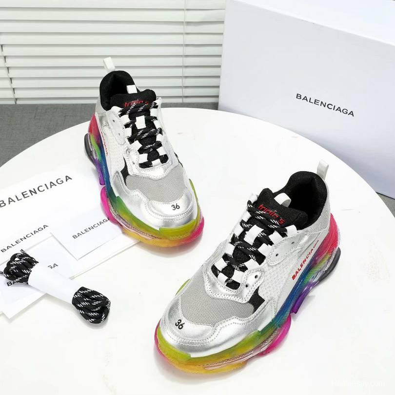 Men/Women Balenciaga Triple S Sneaker White Item 6380340