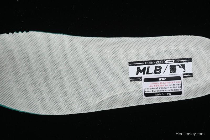 MLB Chunky Liner Basic New York Yankees Height Increasing Thick Sole Casual Sneakers - 3ASXCLB3N50CGS