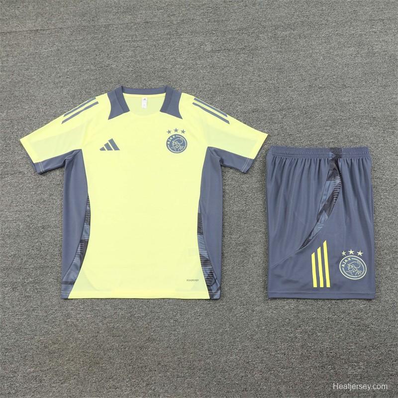 24/25 Juventus Yellow Short Sleeve Jersey+Shorts